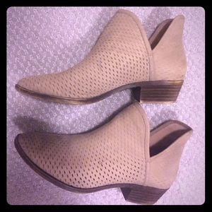 Lucky Brand Booties 9.5